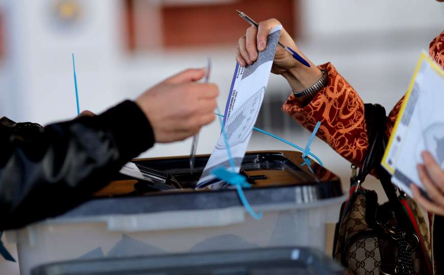 Lokalni izbori na Kosovu: Do 15 sati glasalo oko 29 posto birača